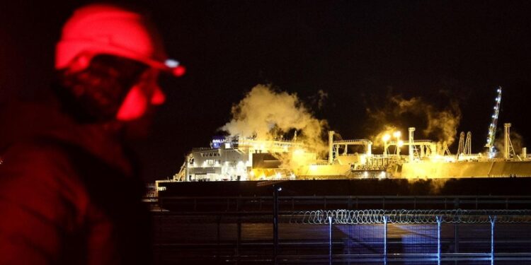 Подачу газа из России в Армению приостановили на два дня