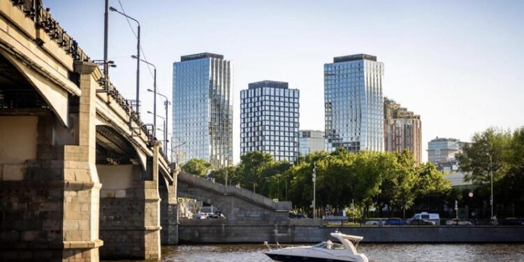 Премиум по-новому: как HIGH LIFE начал менять район у Павелецкой