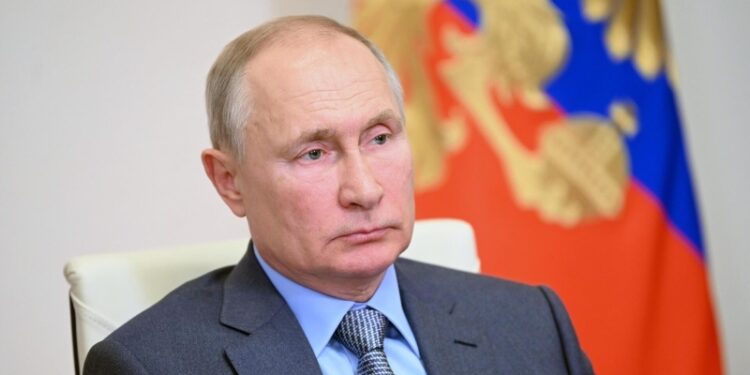 Путин рассказал, как строит работу на посту президента