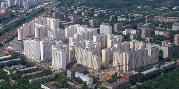 Разрыв цен между новостройками и вторичным жильем стабилизировался в