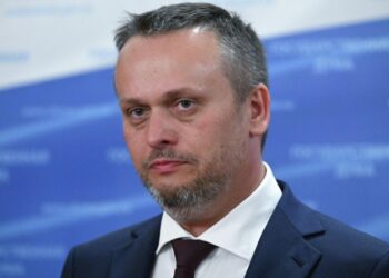 Савельев представил коллективу Минтранса нового главу ведомства