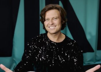 Сделал пластику и заводит романы каждый день: как живет любитель зрелых дам Прохор Шаляпин