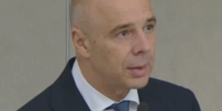 Силуанов выступил за контроль вместо национализации золотодобычи