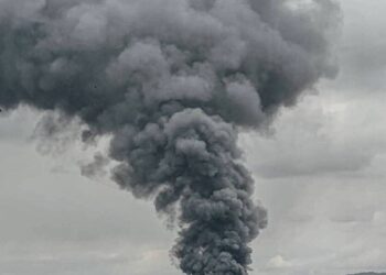 Сочи подвергся массированной атаке дронов. ВСУ ударили по нефтебазе в «Сириусе»