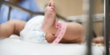 Ученые выяснили, что женщины старше 28 лет рожают детей только одного пола