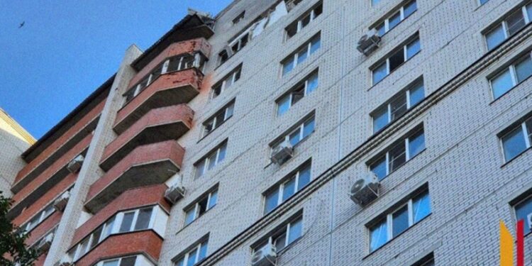 В многоэтажку в Воронеже снова ударил дрон ВСУ. В городе поймали украинского агента