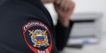 «За стойкую позицию»: ростовским полицейским компенсируют взятки, от которых они отказались