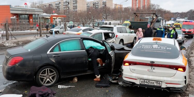 «Дочь погибла, а он отделался условным». Как семья жертвы ДТП судится с миллионером Шепелем