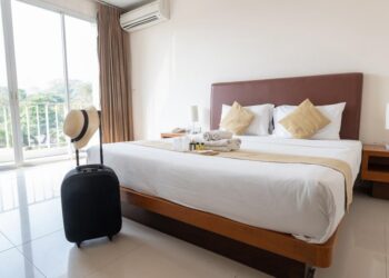 «Домклик» оценил, насколько посуточная аренда дешевле размещения в