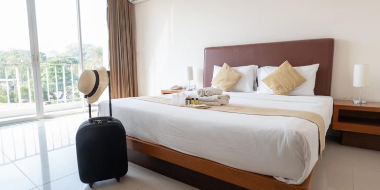 «Домклик» оценил, насколько посуточная аренда дешевле размещения в