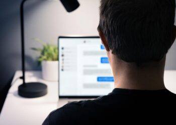 ИИ, боты и мошенники: новые схемы обмана на рынке аренды жилья