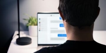 ИИ, боты и мошенники: новые схемы обмана на рынке аренды жилья