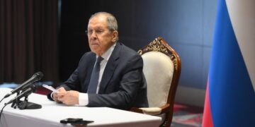 Лавров провел телефонный разговор с Рубио