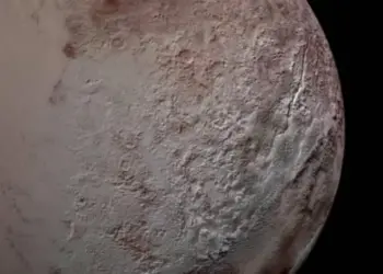 LS: шипы из метанового льда размером с небоскреб окружают экватор Плутона