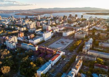 Названы регионы — лидеры по снижению цен на вторичное жилье за год