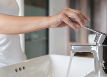 С должников за тепло и горячую воду в Москве взыщут более ₽1 млрд