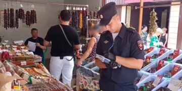 Слепота, отказ почек и кома: что было в составе чачи, убившей 10 человек в Сочи