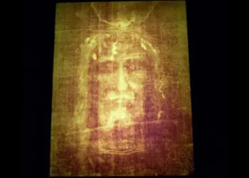 Ученые: Туринская плащаница лежала не на теле Иисуса, а на скульптуре