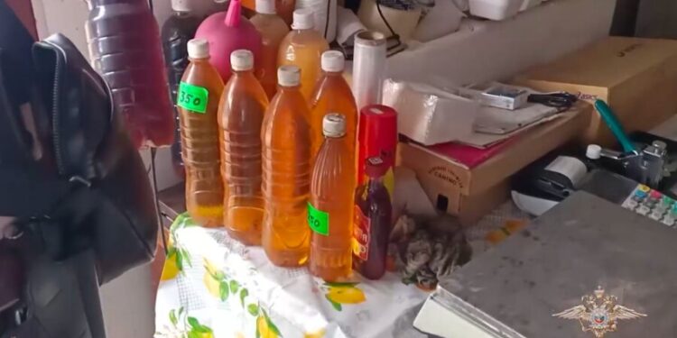 Уже не менее 10 жертв: на Кубани выросло число погибших от отравления самодельной чачей