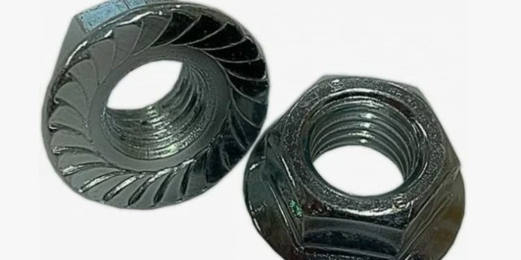 Гайки с фланцем DIN 6923: где они незаменимы и как выбрать