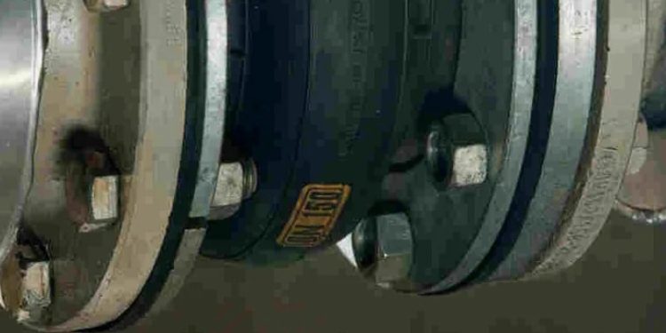 Антивибрационный компенсатор EPDM: защита трубопровода от колебаний