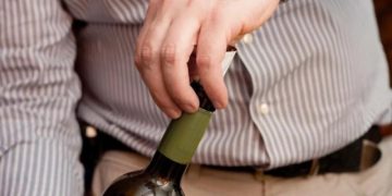 Обладатели «Шнобеля» считают, что алкоголь помогает лучше говорить на инязе