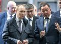 Путин поблагодарил Силуанова за поддержку российских предприятий