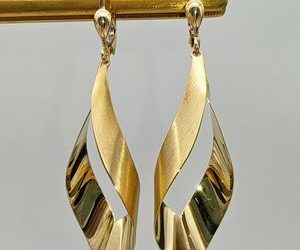 Как подобрать серьги под свой стиль и тип лица