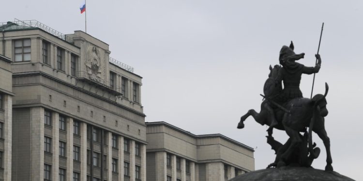 Депутат рассказал о законе о запрете исполнения решений иностранных судов