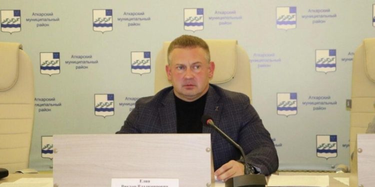 Главу района в Саратовской области отправили в отставку