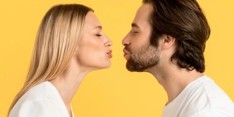 «Грязная» правда. Установлено, когда и для чего появились первые поцелуи
