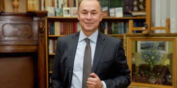 Как сохранить душевное равновесие в мегаполисе: советы главного психиатра Москвы