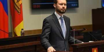 Королев на встрече с тверскими депутатами определил направления работы