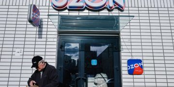 Ozon назвал непродуманной идею банков об отмене скидок на маркетплейсах