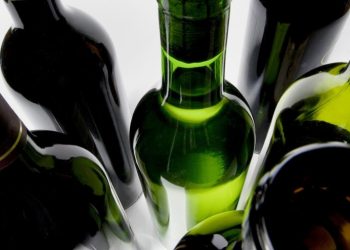 Россия за месяц увеличила поставки вина из Грузии на 10%