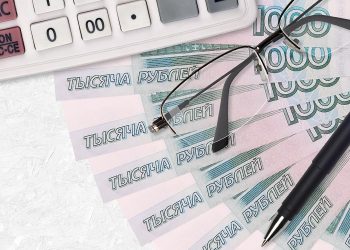 Россияне при падении ставок переложат деньги в жилье. Чем это грозит