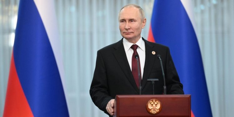 В Кремле рассказали о программе визита Путина в Киргизию