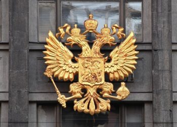 Госдума приняла в I чтении проект об отмене ежегодных деклараций чиновников