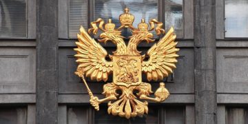 Госдума приняла в I чтении проект об отмене ежегодных деклараций чиновников