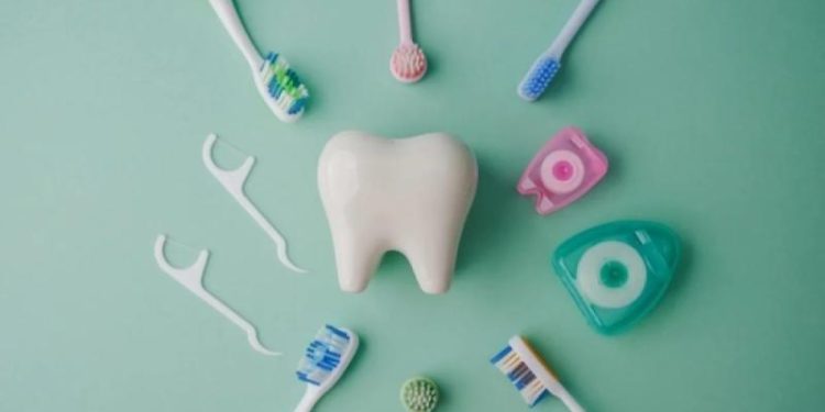 И чем будем чистить? Зубную щётку признали худшим средством гигиены рта