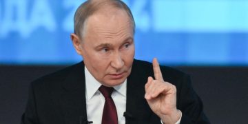 К прямой линии с Путиным уже поступило более 414 тысяч обращений
