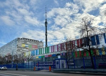 Легенда в аренду: кого заинтересуют офисы на Академика Королева, 12