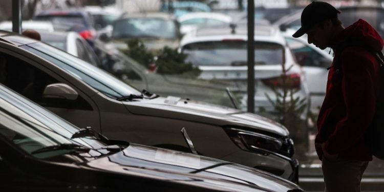 Минпромторг предложил отсрочку по утильсбору для производителей из России