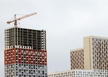 Объяснена причина двойной разницы роста цен на жилье в Москве и в