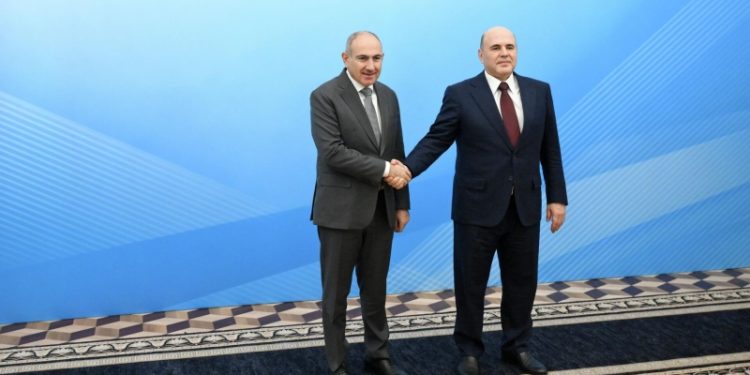 Пашинян прибыл на межправсовет ЕАЭС в Москве