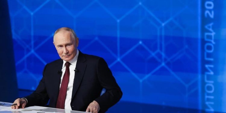 Путин попросил не продлевать мораторий на выплату неустоек