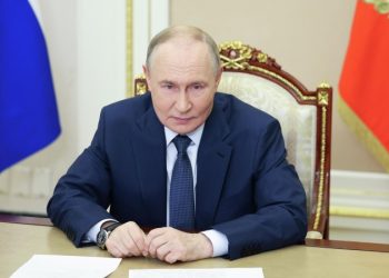 Путин в Ашхабаде проведет беседу с президентом Туркмении