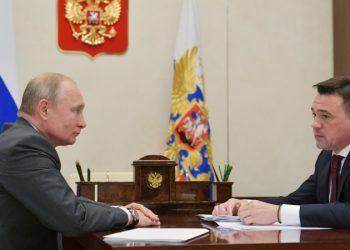 Путин в понедельник примет губернатора Подмосковья Воробьева