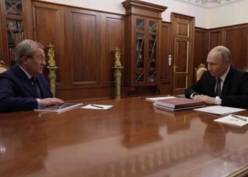 Путин высоко оценил разработанные РАН алгоритмы управления роем БПЛА