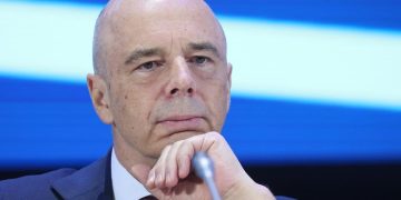 Силуанов заявил о невозможности бесконечного бюджетного стимула